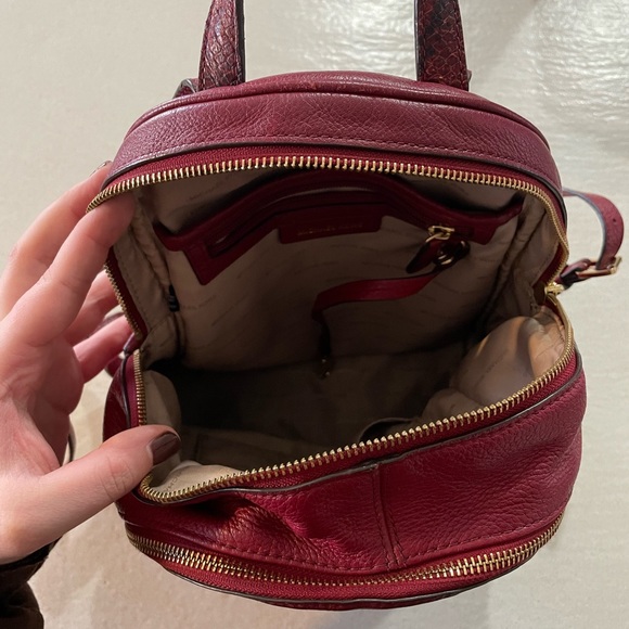 Micheal Kors backpack - Picture 10 of 10